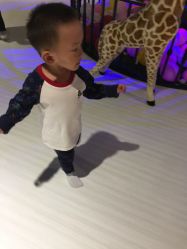 -塔塔王国·主题儿童游乐园(奥城商业广场店)