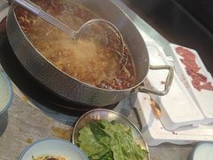 -罗二娘·鲜切牛自助火锅(罗湖东门步行街店)