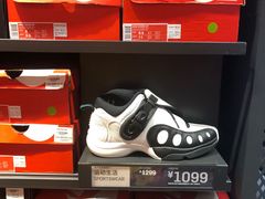 -NIKE上海青浦优选体验店
