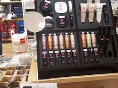-名创优品(山东青岛市新业广场店)