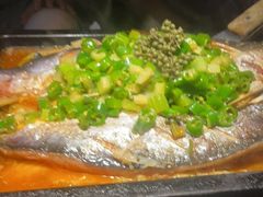 -夯鱼烤鱼·尔滨地标美食(中央商场店)