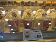 小宠大爱-华荣西饼屋(榕江店)