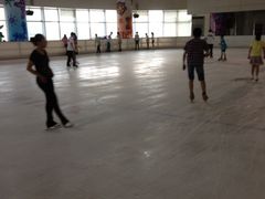 -冠军冰场CHAMPION RINK(百联又一城店)