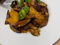 -关东小磨东北菜(上海长风大悦城店)