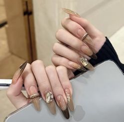 -IDO美甲美睫