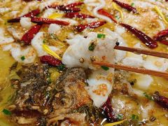-渔语鱼酸菜鱼新川菜(来福士店)