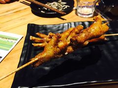 烤鸡爪-路边摊小炉子烧烤