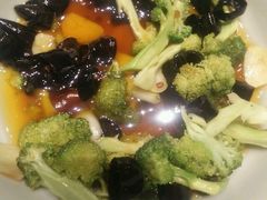 -黔蘑菇四季餐厅(观山湖店)