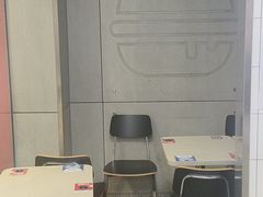 -华莱士·全鸡汉堡(沧源店)