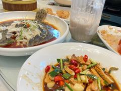 -香山湖家家宴(中山陵店)