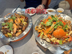 -休记光头香辣蟹干锅(绵竹店)