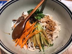 -刀小蛮半只鸡过桥米线(家乐福四元桥店)