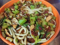 -玲玲米粉·新疆现炒米粉(大十字总店)