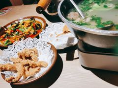 -川堂风·跷脚牛肉·乐山爆炒(宝山日月光店)