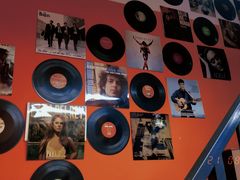 -八度音乐吉他教室(汉广店)