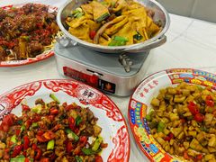 -江城燕子大排档(江汉路步行街店)