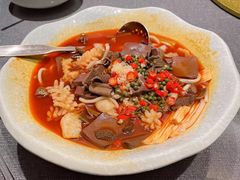 海鲜毛血旺-御花园·粤菜·海鲜火锅(中山公园店)