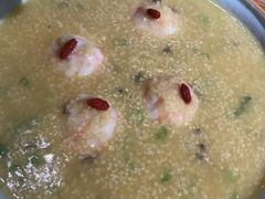 四喜丸子-周三的情书花园餐厅(江北店)