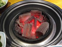 -唯成•韩国炭火烤肉 유성고기