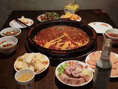 -牛市坎火锅(建设路店)