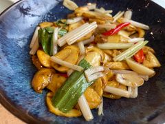 -半山腰·云南菜(侨福芳草地店)