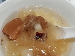 -红鼎豆捞·非遗鲍皇汤火锅(宝丰路店)