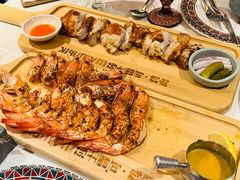 莎士雷可看·烤红抓虾-俄士厨房(环球港店)