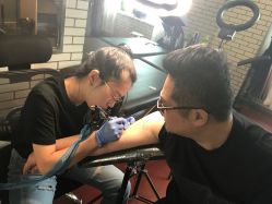 -明星刺青·洗纹身