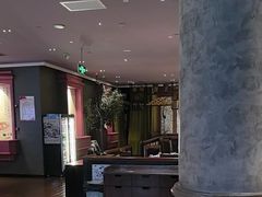 -八府香鸭·啫啫煲(华山路店)