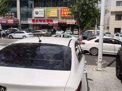 -河坝烧烤串城(金达莱店)
