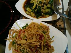 -黄记煌三汁焖锅(荣盛国际店)