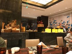 大堂-北京希尔顿逸林酒店-逸轩西餐厅-自助餐厅