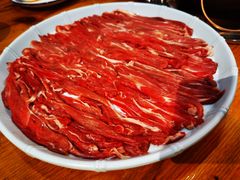 手切鲜羊后腿肉-義聚德·清真铜锅涮羊肉·烧烤(河东店)
