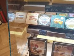 -柏威年大连购物中心