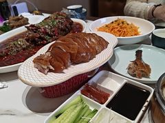 -梅利汴京烤鸭•开封豫菜地标店(东司门店)