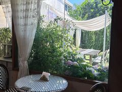 -Lamant Manor已闻花名关於蓝