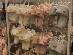 -名创优品(天津市河东万达广场店)