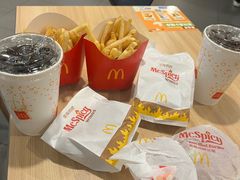 -麦当劳(民盈·国贸城店)