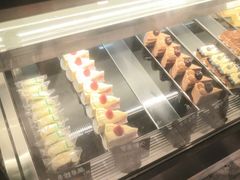 -Dough&Joe团憩(瑞虹天地月亮湾店)