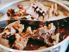 -亿诣蝎府炸酱面羊蝎子火锅(酷车小镇店)