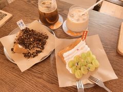 -C.Y Cafe