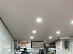-花溪牛肉粉(八鸽岩店)