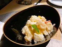 -穹六人间 people 6(岳阳路店)