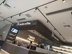 -瑞幸咖啡(Lab·华强电子世界店)