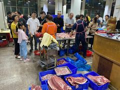 大堂-标记美食新鲜猪杂(兴南大道店)