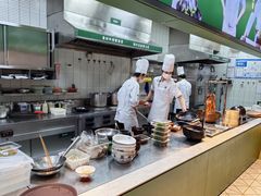 -费大厨辣椒炒肉(高铁吾悦广场店)
