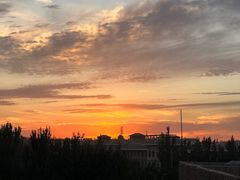 -敦煌山庄摘星阁