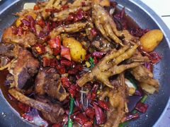 干锅鸡爪肥肠排骨-重庆金爪爪特色干锅(大竹林直营店)