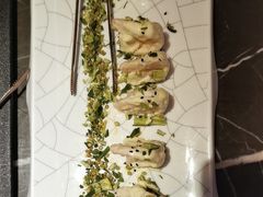 -海派悦庭·海胆烧麦·新融合菜(凯德广场店)