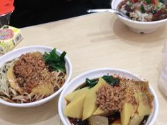 -洪记凉米线(新兴路店)